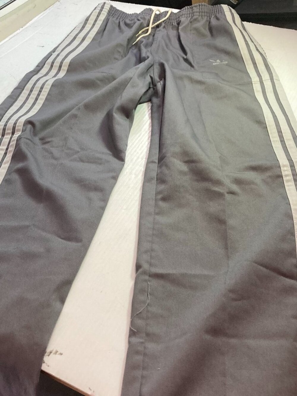Vintage Adidas 1980's Gym Track Pants Grey White 3-Stripe Poly/Cotton 26x29